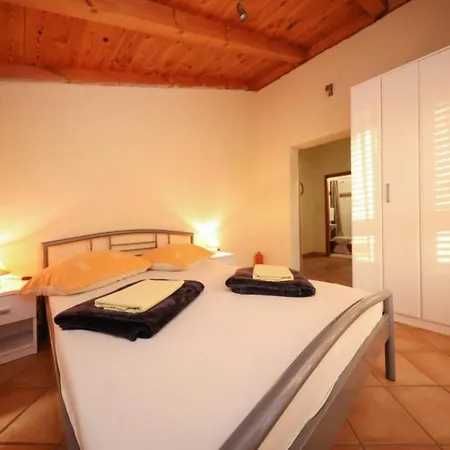 Apartament Anita - 100 M From The Beach *