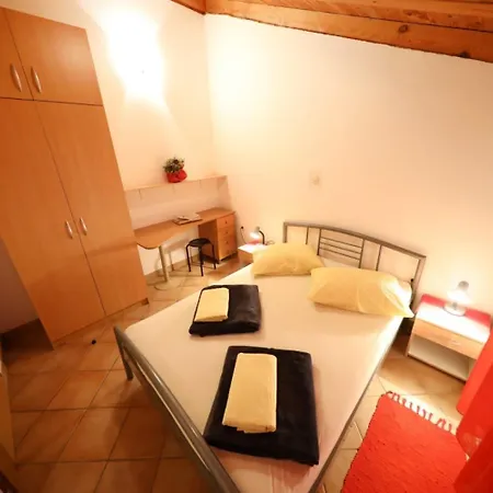 Apartament Anita - 100 M From The Beach *